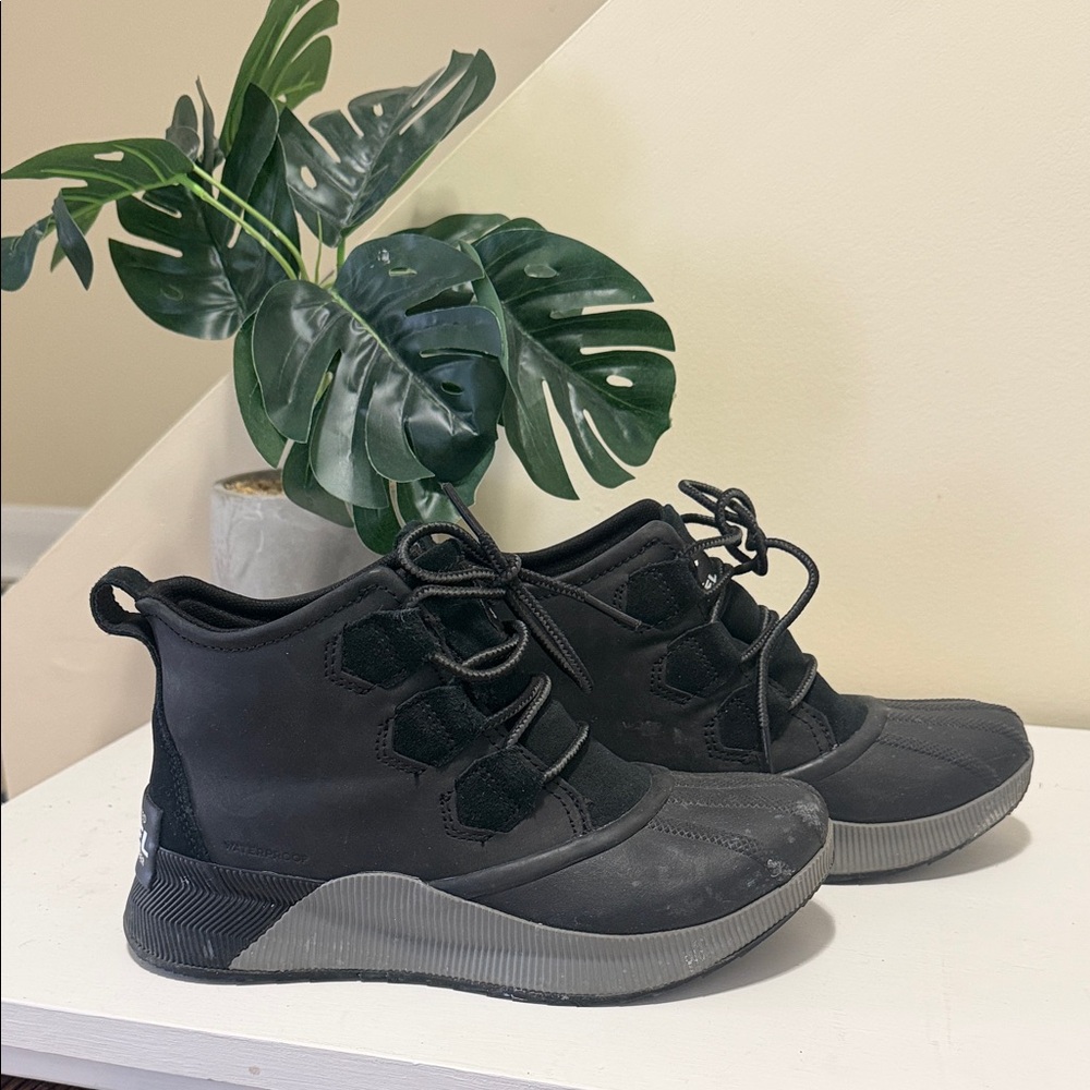 Sorel Black Ankle Boots